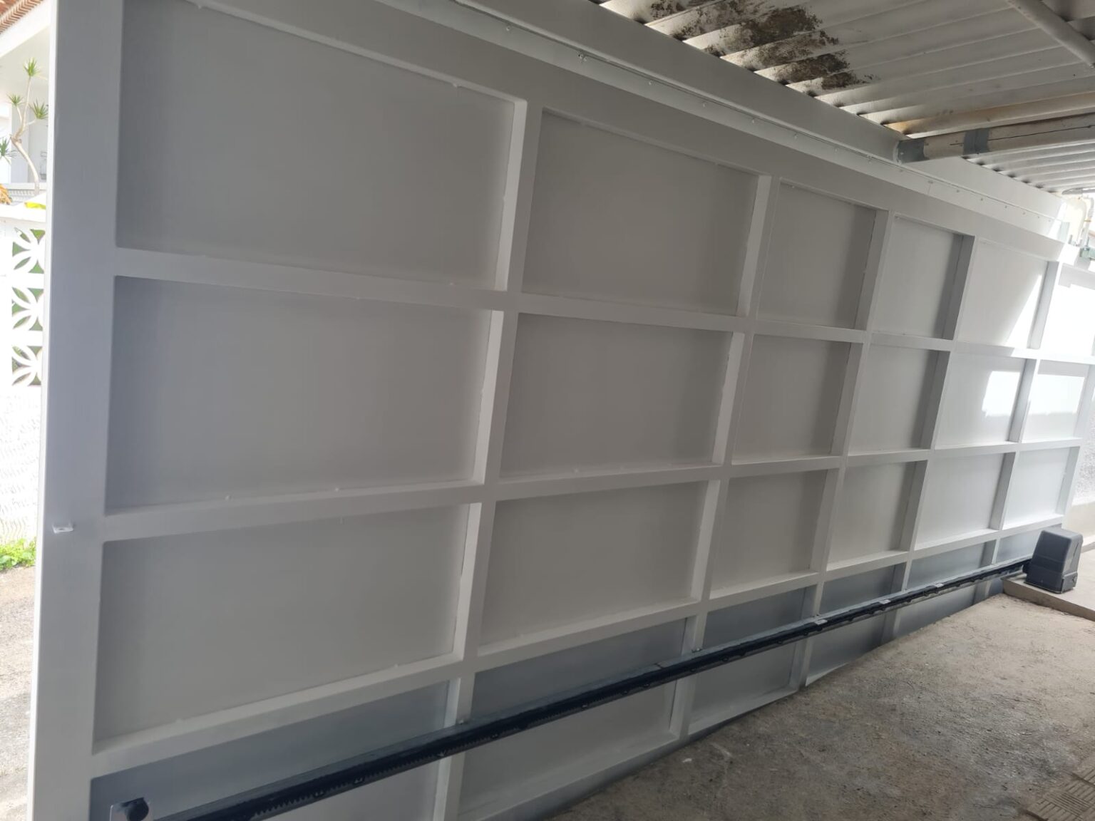 Servicio de cerrajería y carpintería de aluminio en reformas en Tenerife